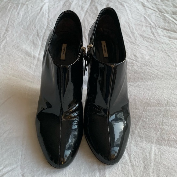 Vintage Miu Miu Glossy Patent Leather Ankle Booties Boots Black - Picture 3 of 8
